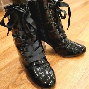 Kenneth Cole Reaction boots